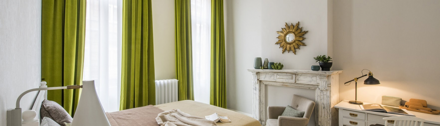 CIty View Room with balcony at House Louise of Morton Place in Brussels